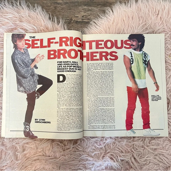 Rolling Stones January 17, 1985 Collectors Magazine - Picture 3 of 3